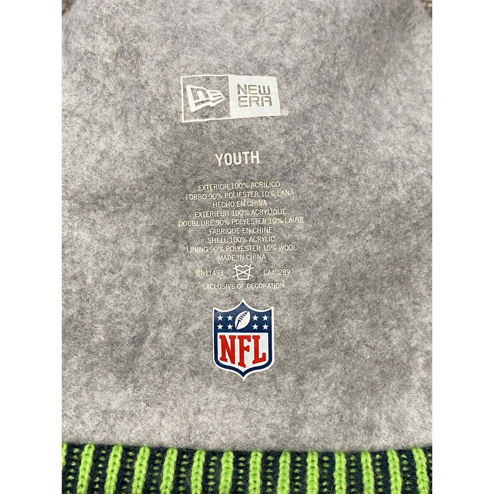 New Era Beanie Youth OSFM Green Excellent Seattle Seahawks NFL Pom Knit Hat - Picture 3 of 3